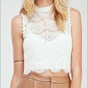 High neck lace sleeveless top boho